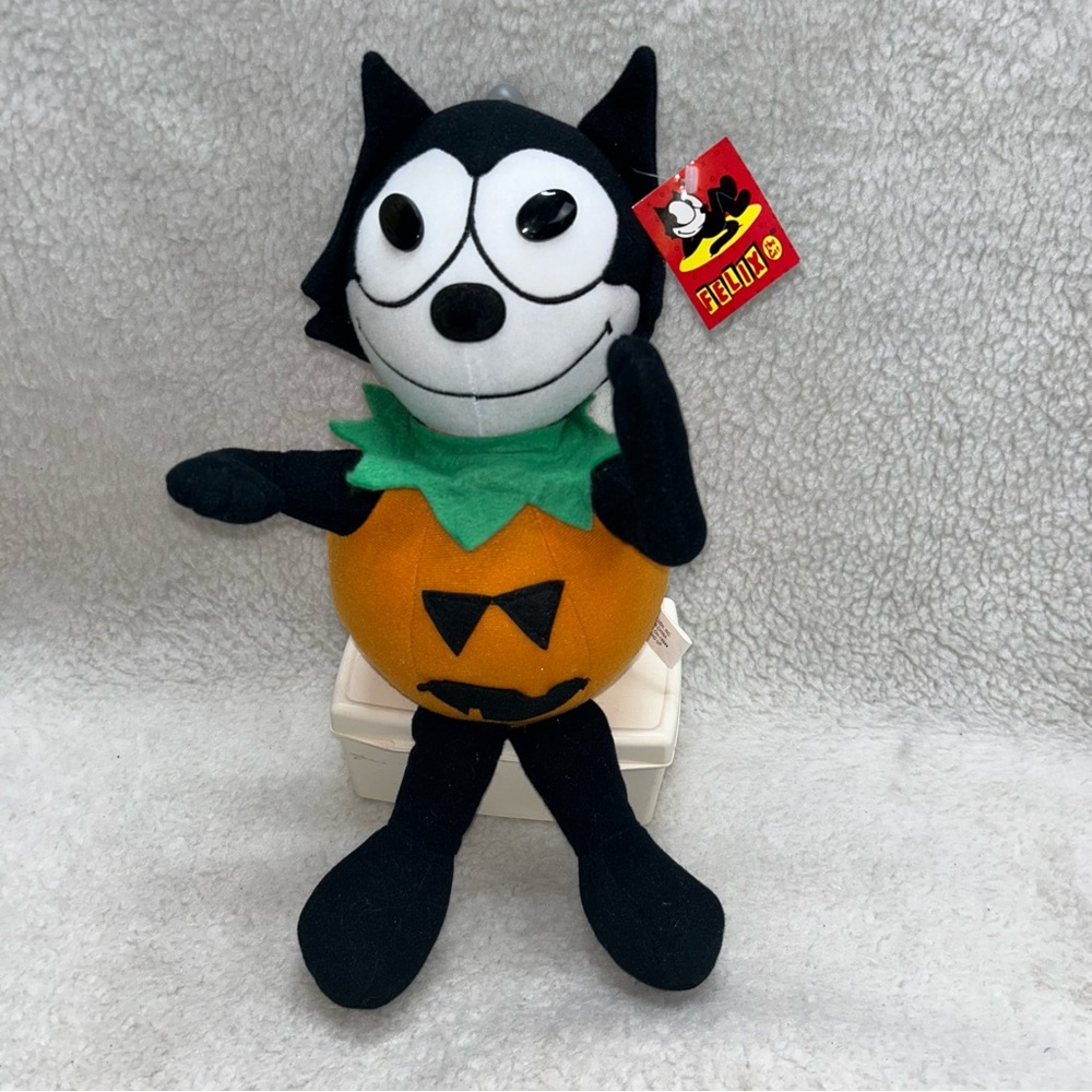 Felix the cat Halloween Plush 12" vintage with tags pumpkin body